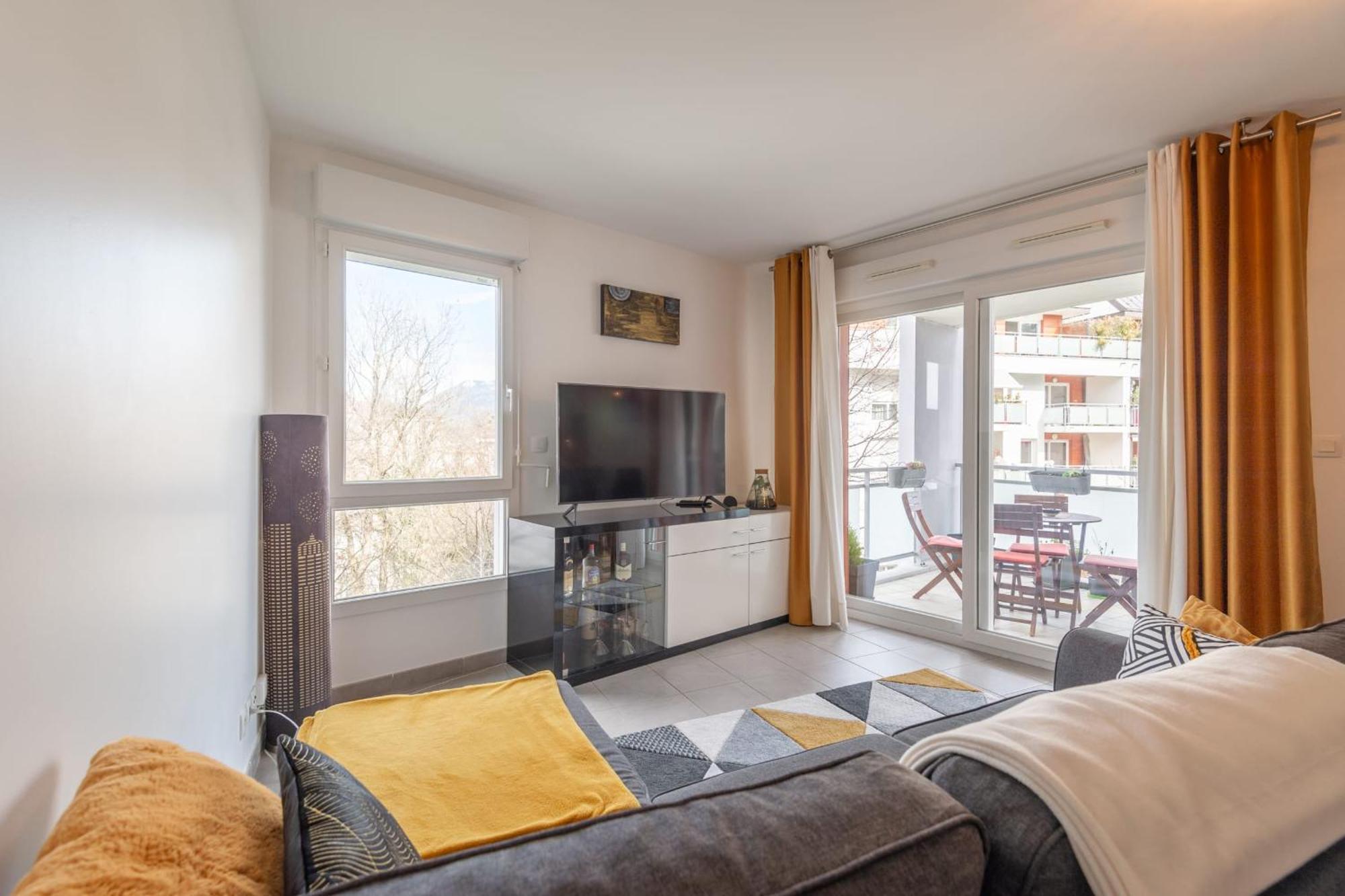 Joli T2 De 57 M Proche Et Vieille Appartement